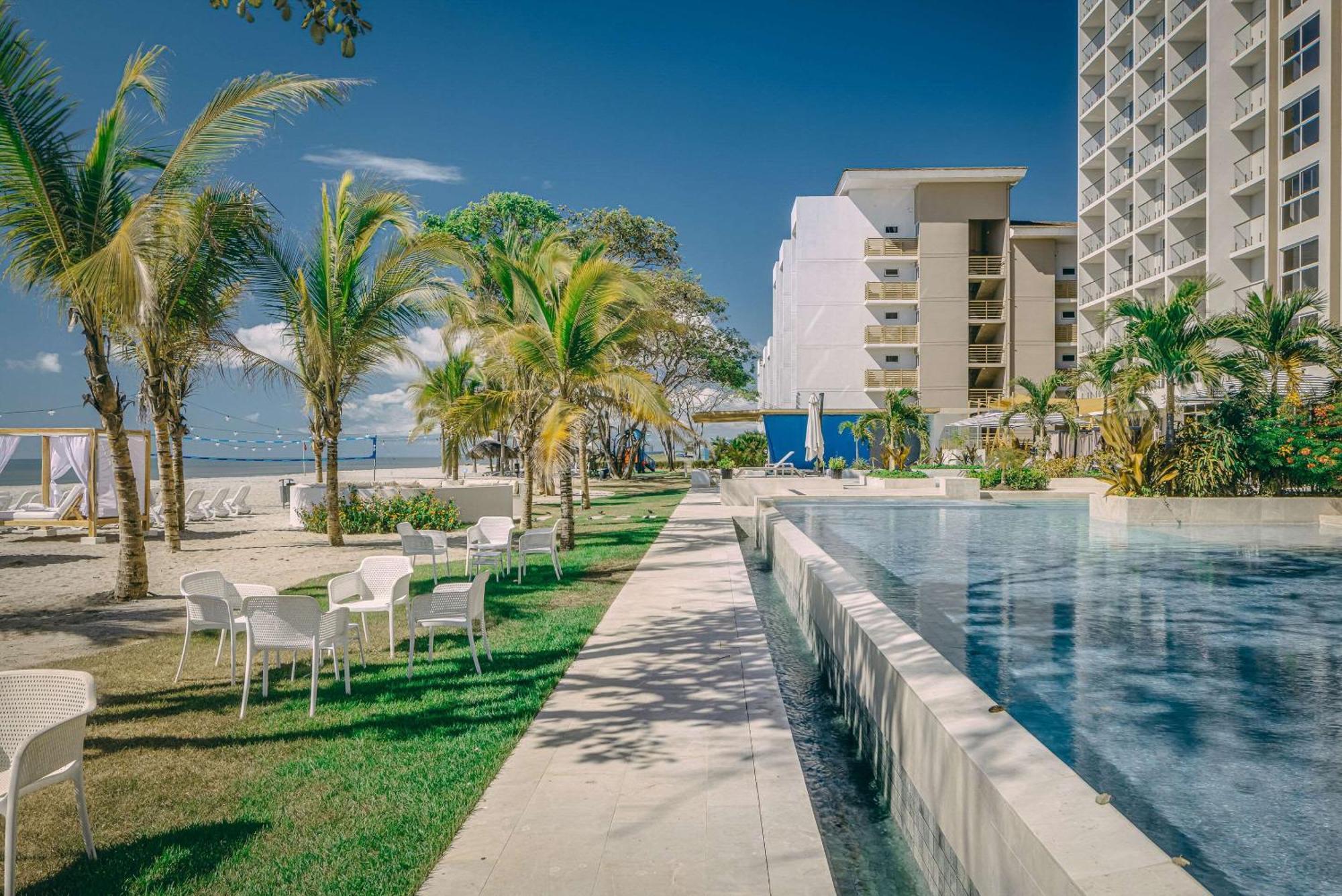 Radisson Riviera Panama 호텔 푼타 차메 외부 사진