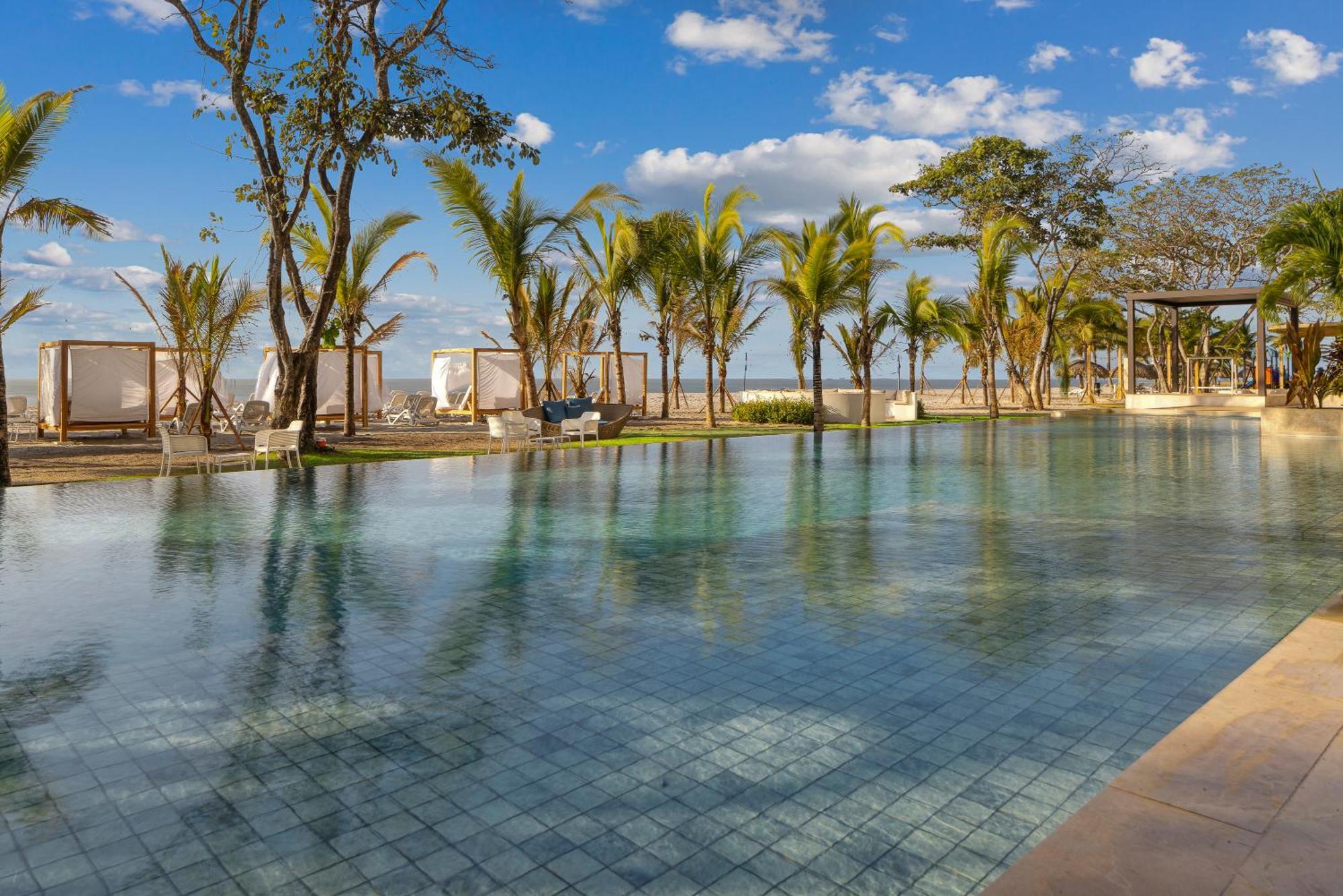 Radisson Riviera Panama 호텔 푼타 차메 외부 사진