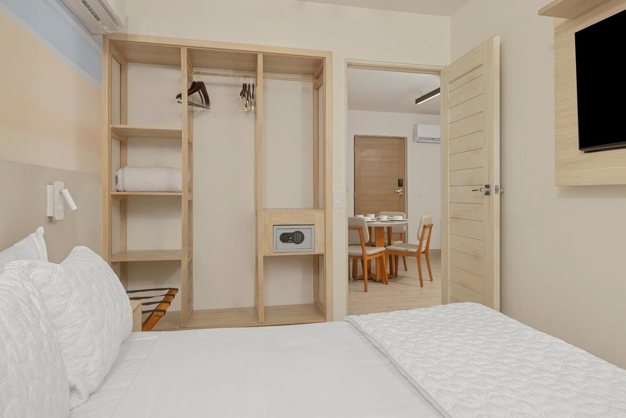 Radisson Riviera Panama 호텔 푼타 차메 외부 사진